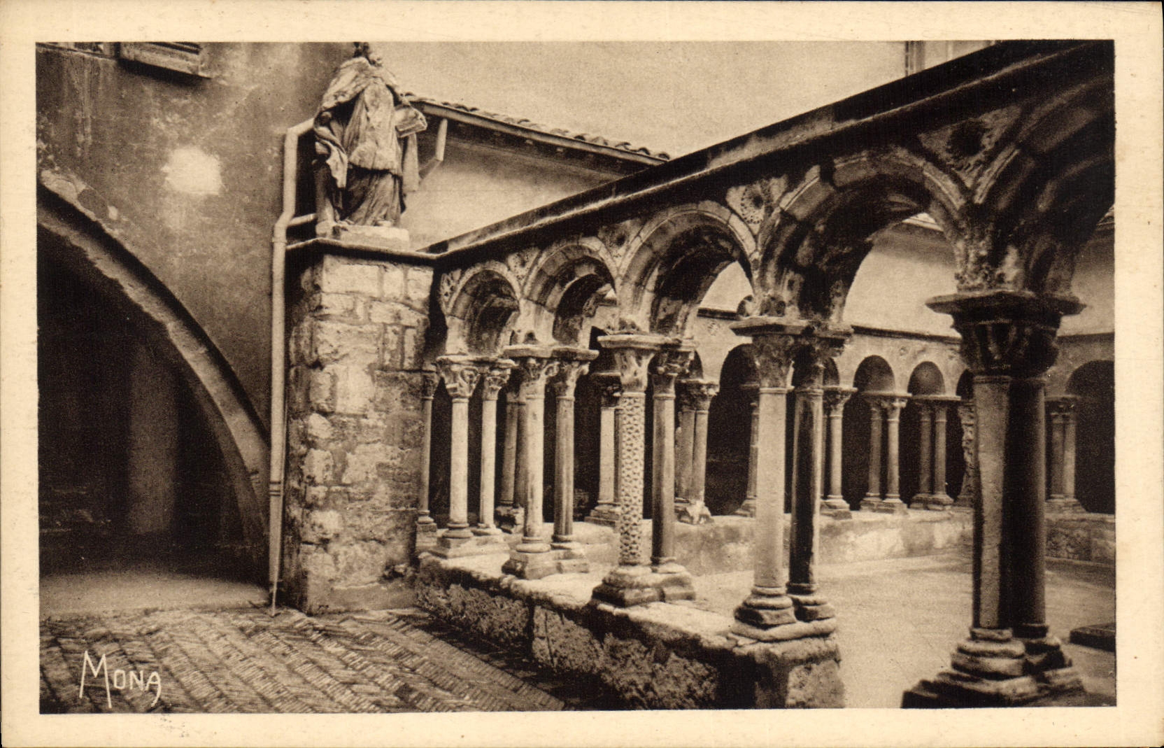 Aix-en-Provence — Cloître de la Cathédrale Saint-Sauveur — Éditions d'art MONA