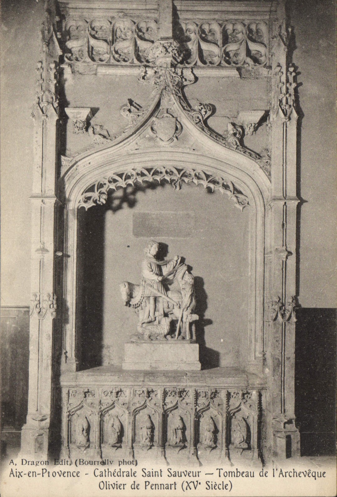 CPA Aix en Provence Cathedrale Saint Sauveur Tombeau de l'Archeveque Olivier de Pennart XV siecle 