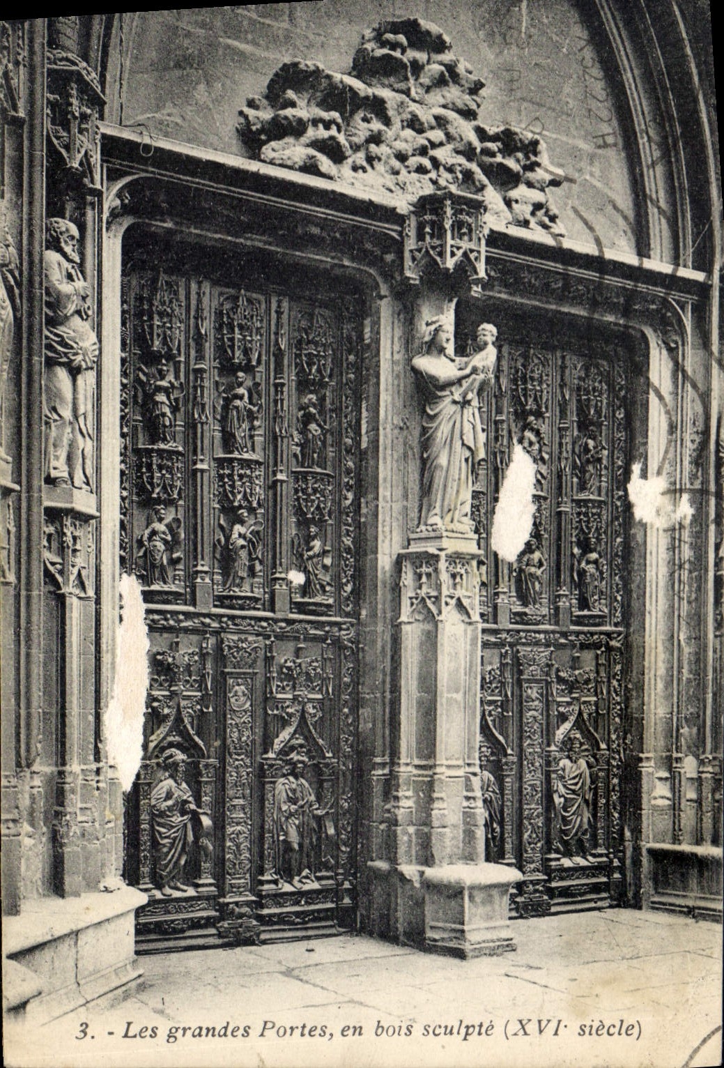 Les grandes Portes, en bois sculpté (XVIe siècle) — Cathédrale — A. Tomasi, Éditeur d'Art, Ajaccio (Corse)