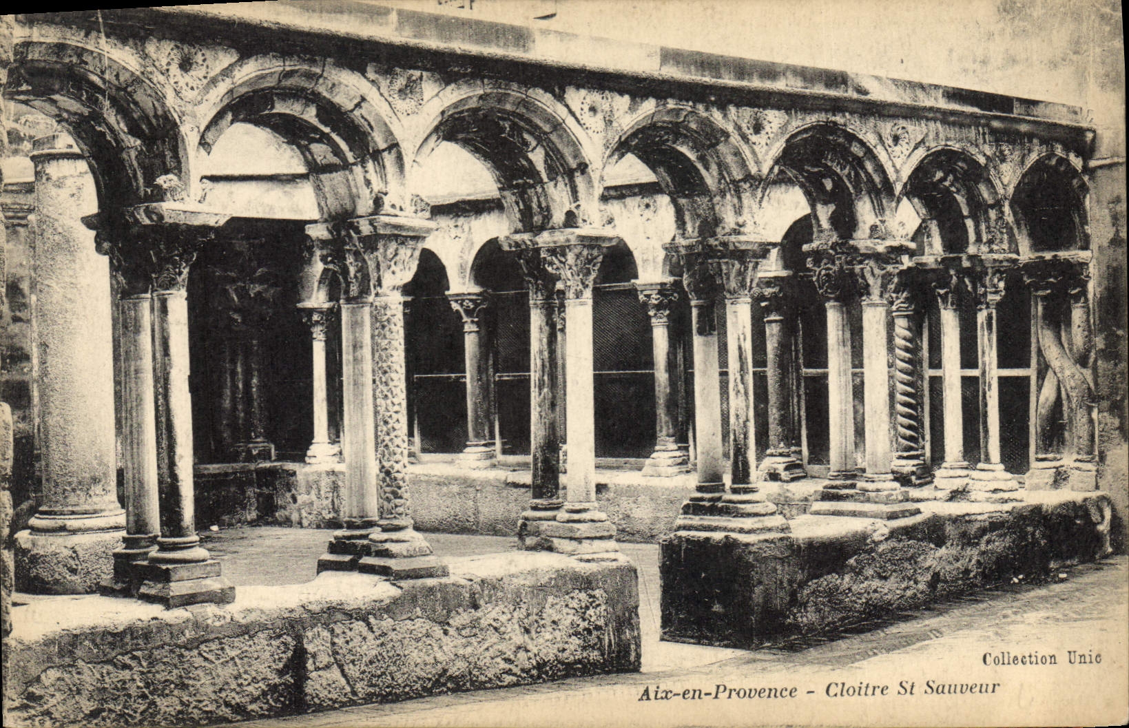 Aix-en-Provence - Cloître St Sauveur — Collection Unico