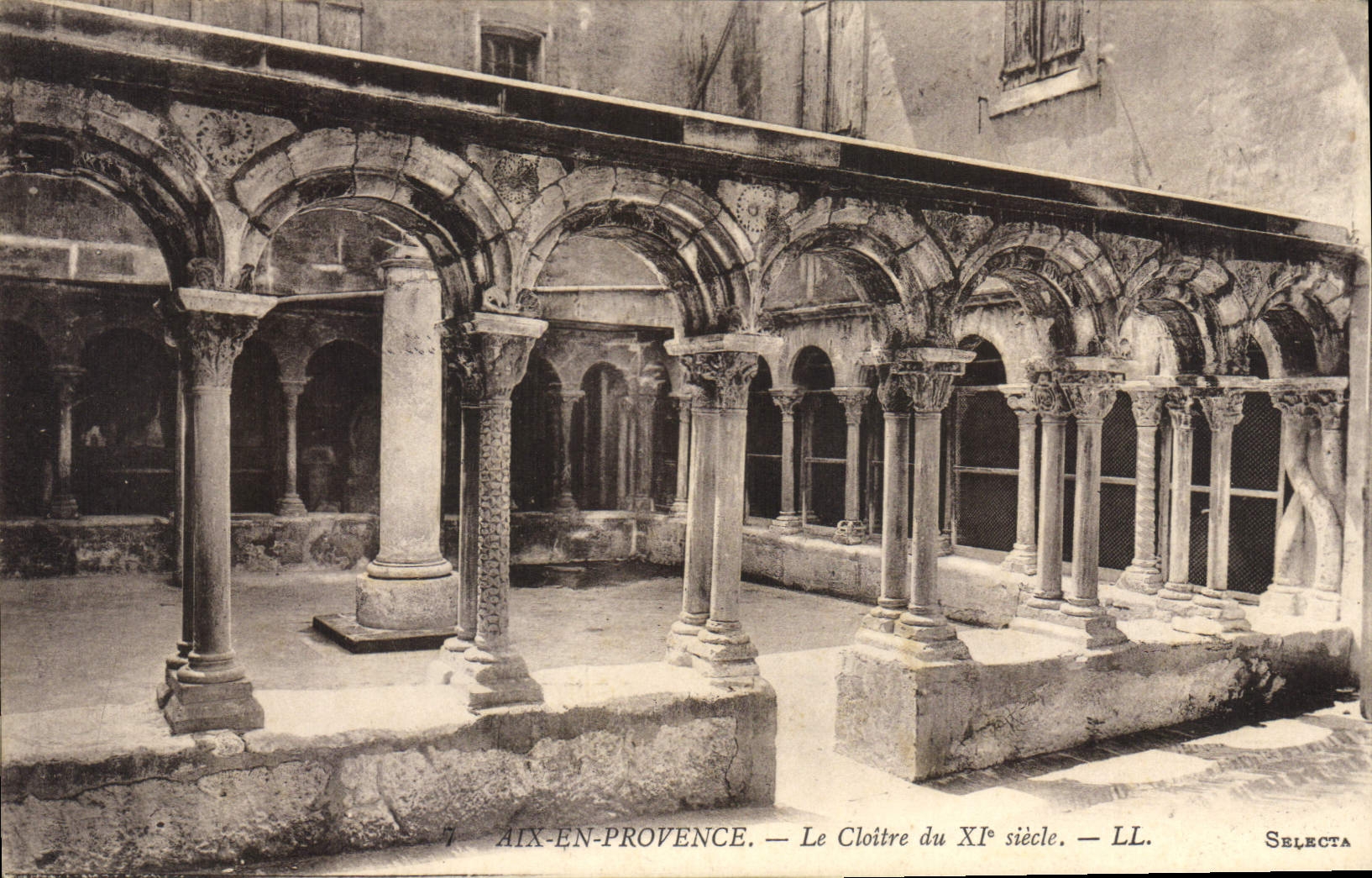 Aix-en-Provence — Le Cloître du XIe siècle — LL. Selecta