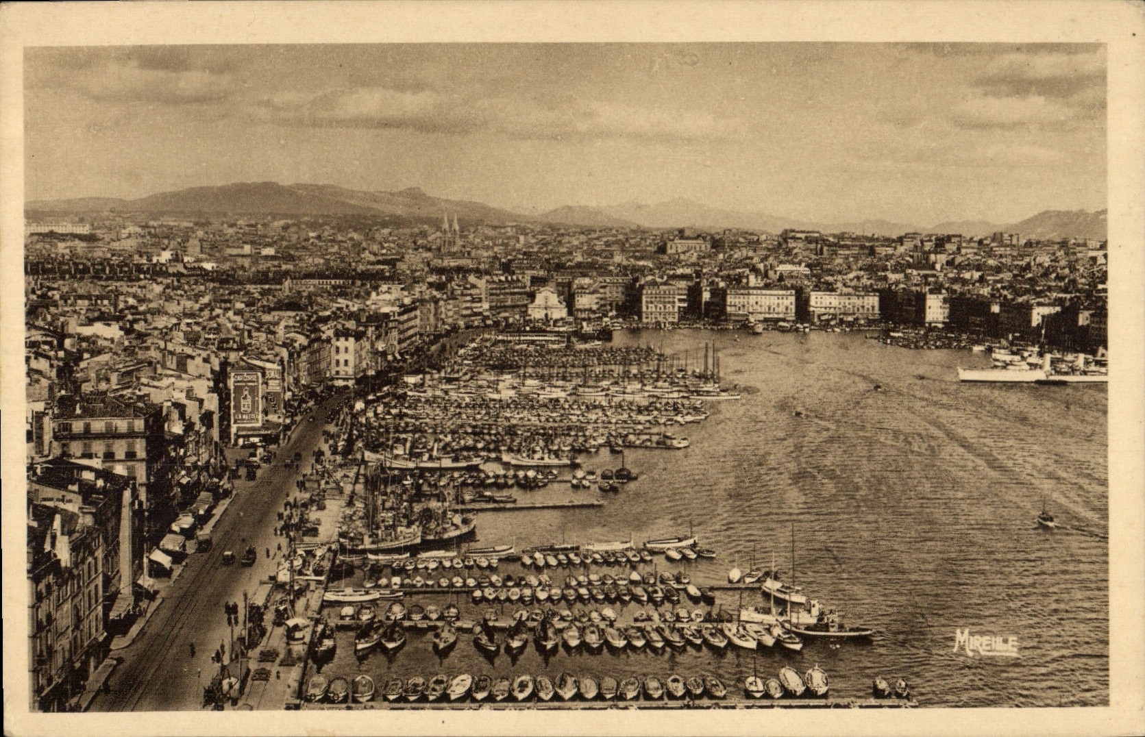 CPA Marseille le Vieux Port vu du Pont transbordeur 
