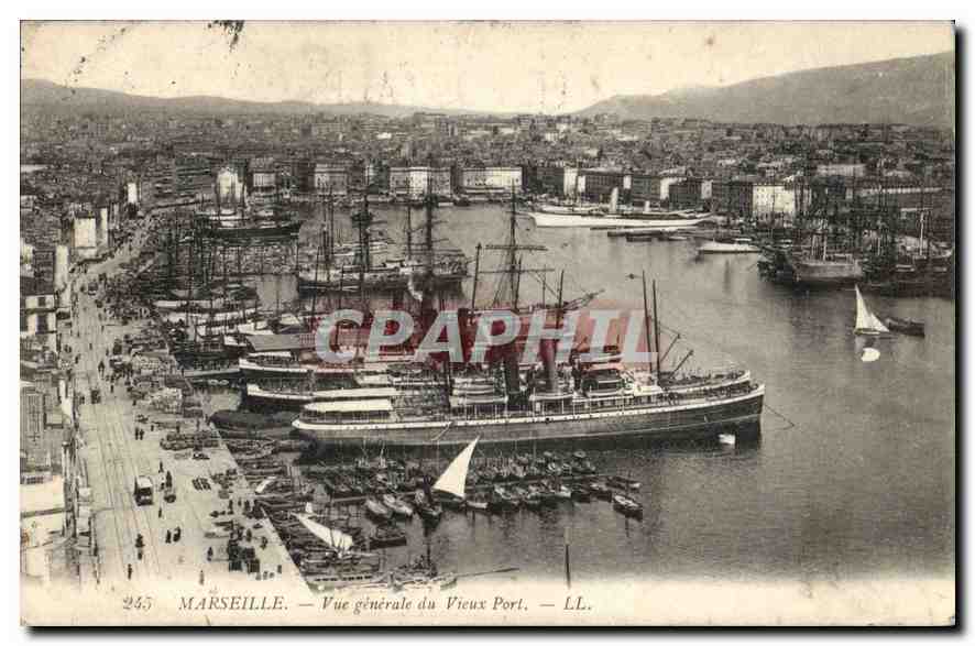CPA Marseille vue generale du Vieux Port 