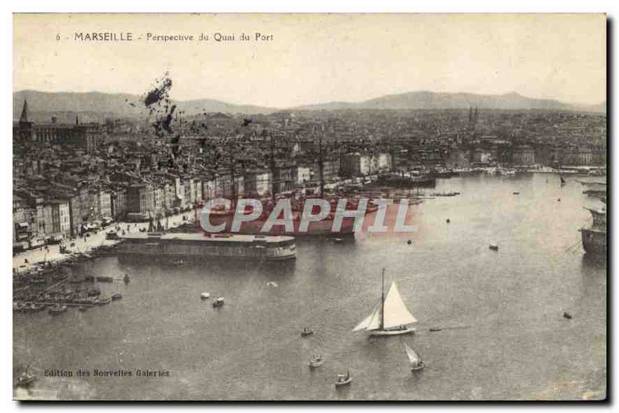 CPA Marseille Perspective du Quai du Port 