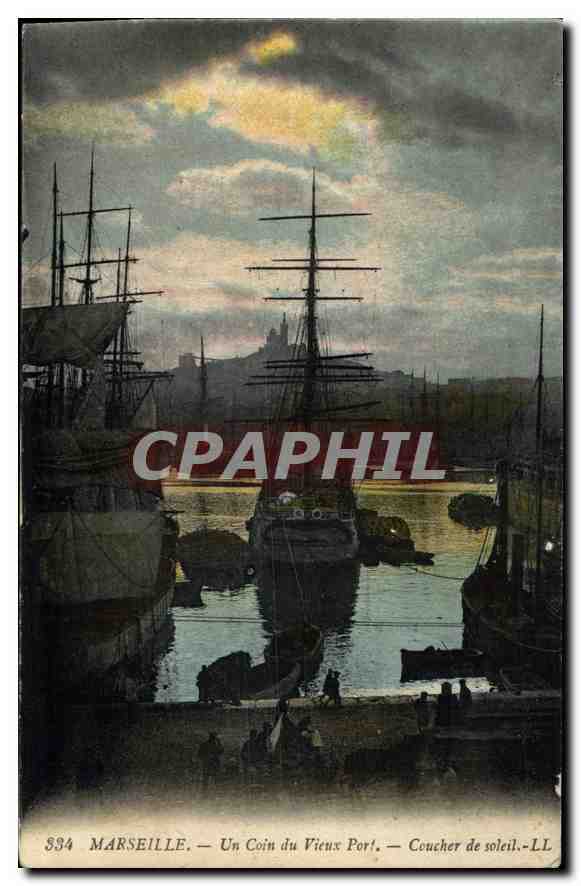 CPA Marseille Un Coin du Vieux Port Coucher de Soleil 