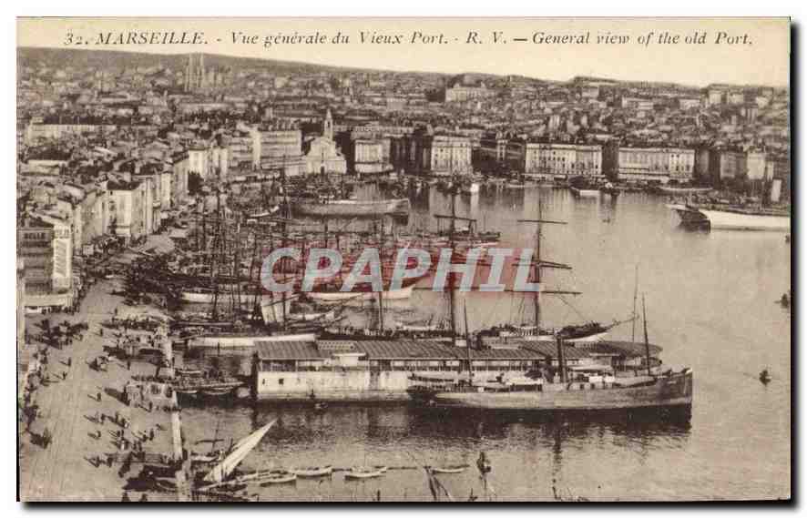 CPA Marseille vue generale du Vieux Port 