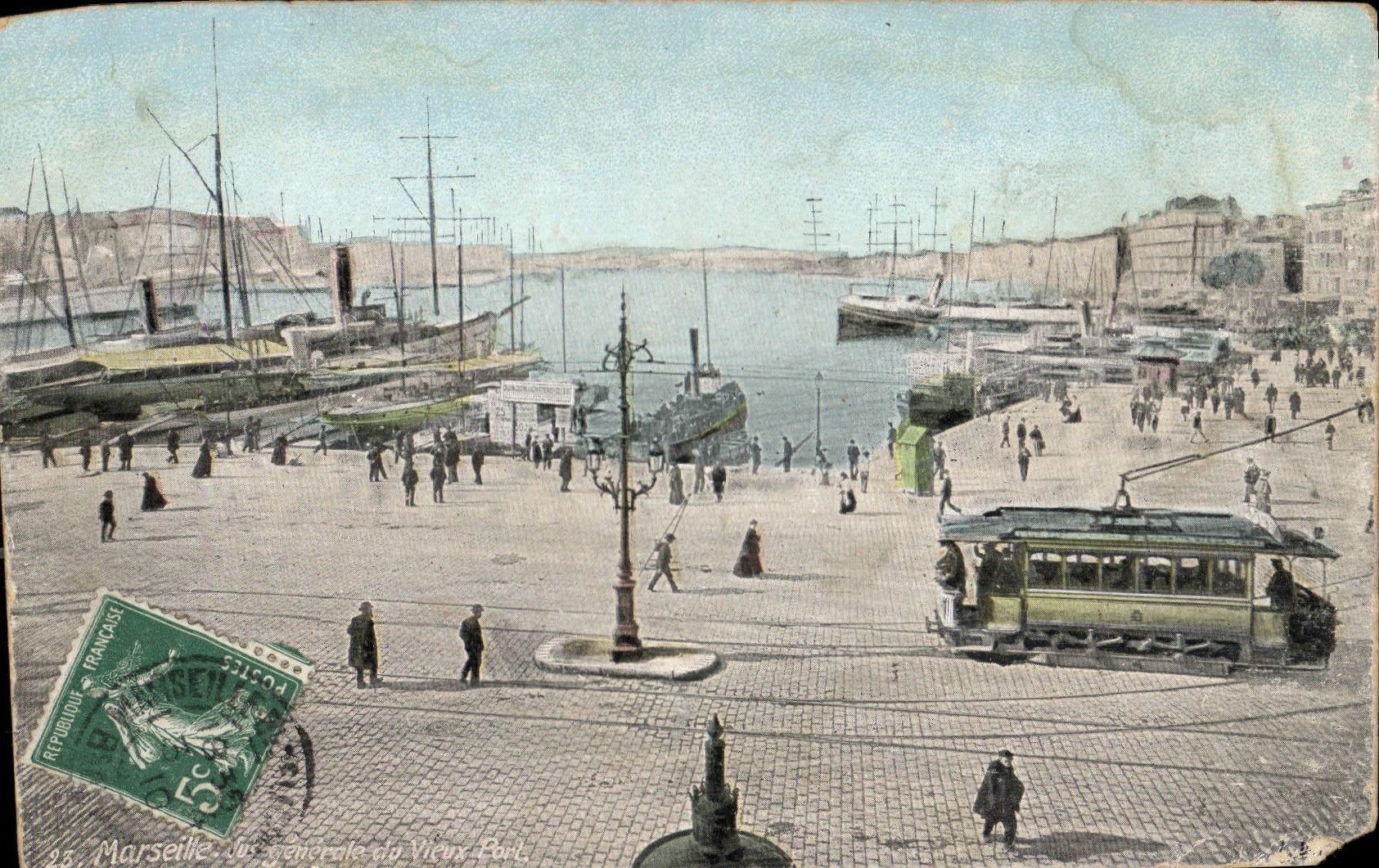 Marseille — Vue générale du Vieux Port — A. V. S. C. Photo