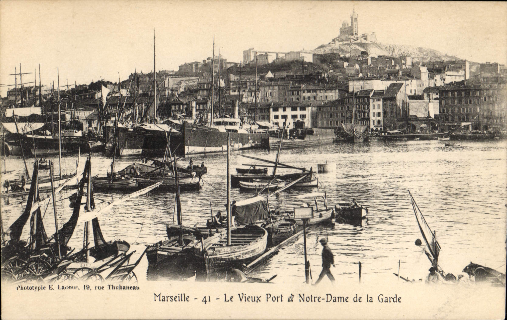 Marseille - Le Vieux Port & Notre-Dame de la Garde — Phototypie E. Lacour, 19, rue Thubaneau