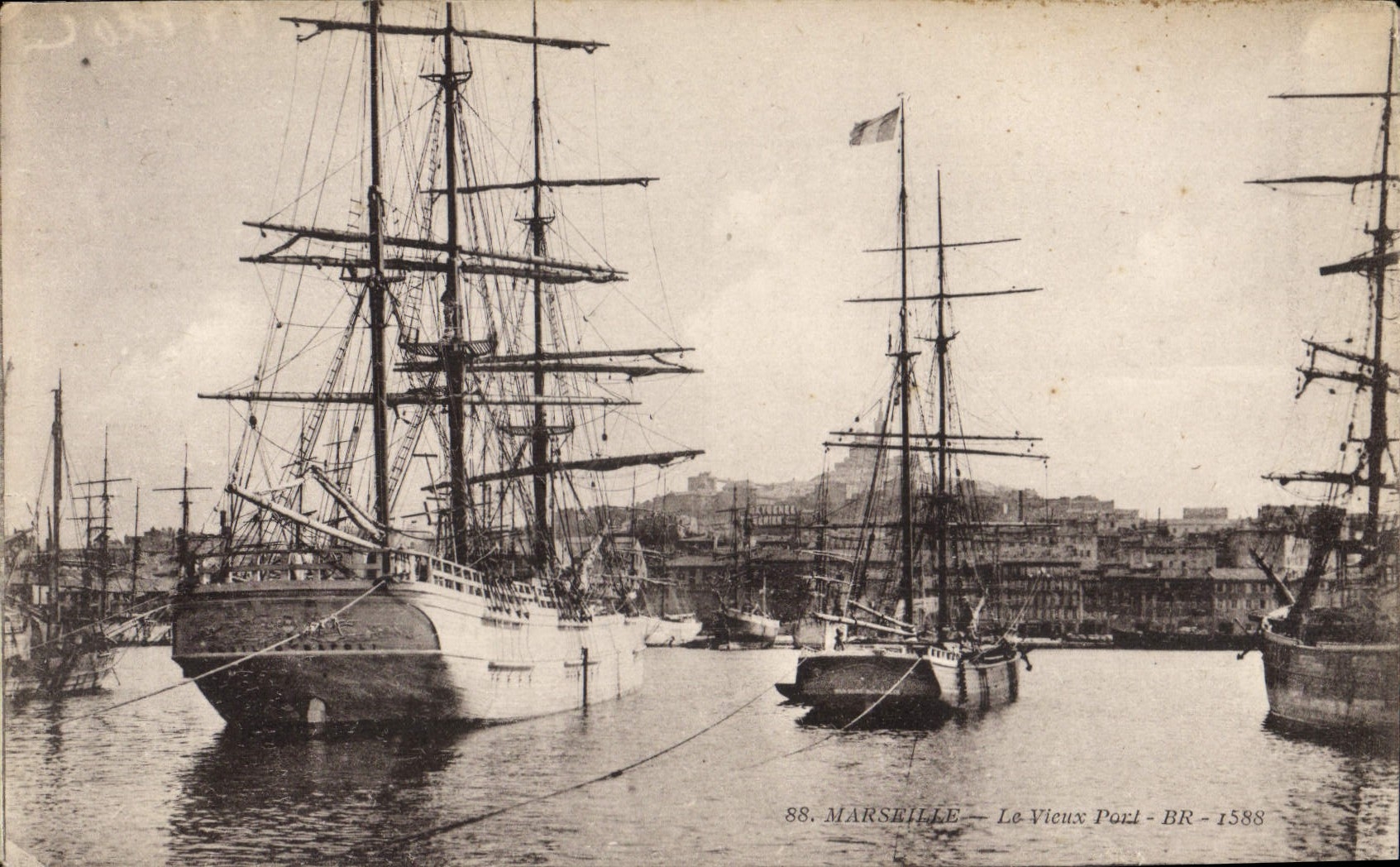 CPA Marseille le Vieux Port 
