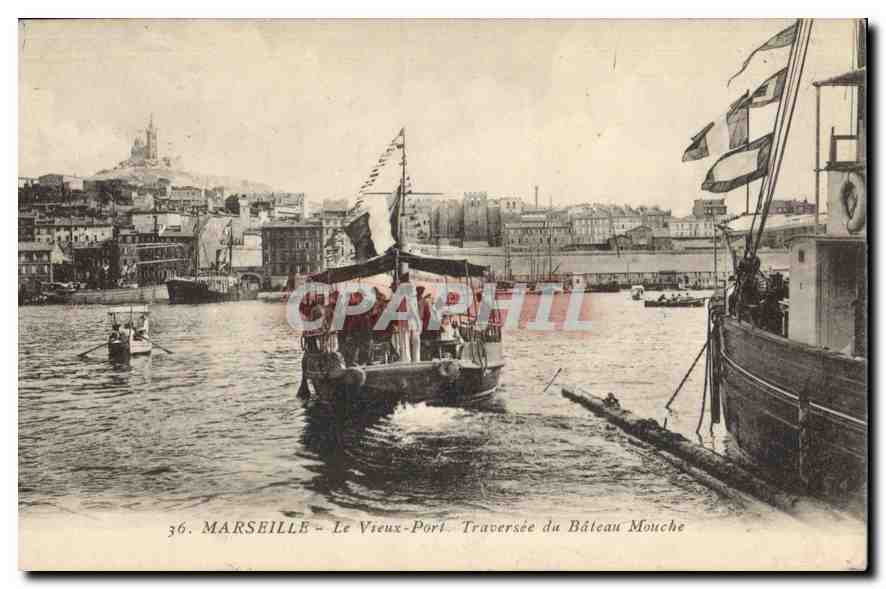 CPA Marseille Le Vieux Port Traversee du Bateau Mouche 