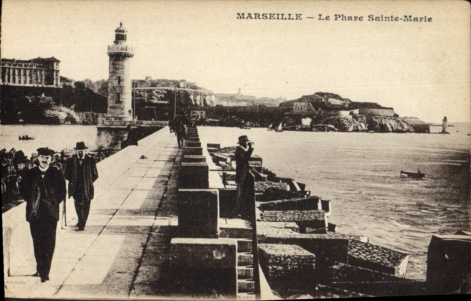 CPA Marseille le Phare Sainte Marie 