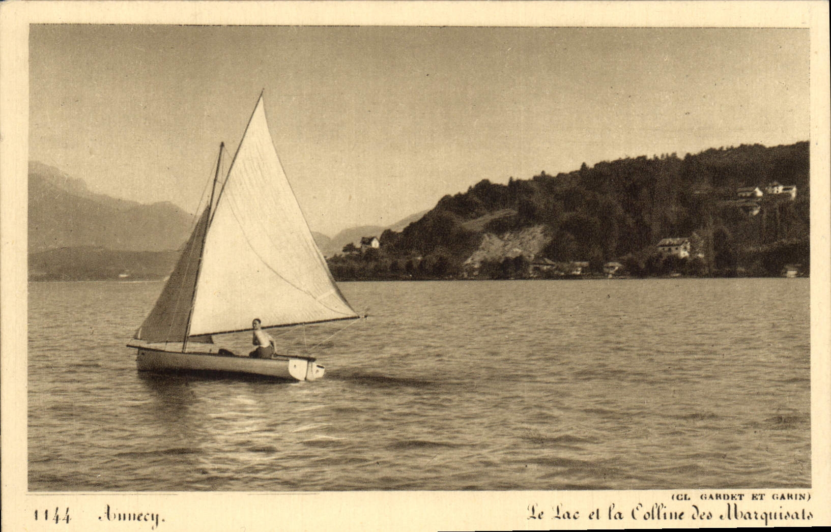 CPA Annecy Le Lac et la Colline des Marquisals 