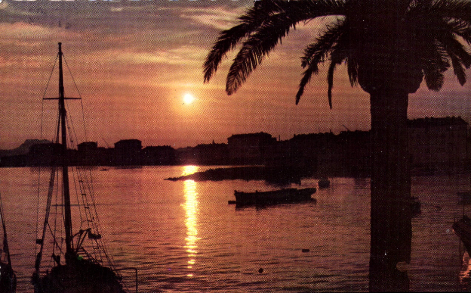 Cannes - Coucher de soleil — Grande Semaine Nautique — éditeur MYCCA