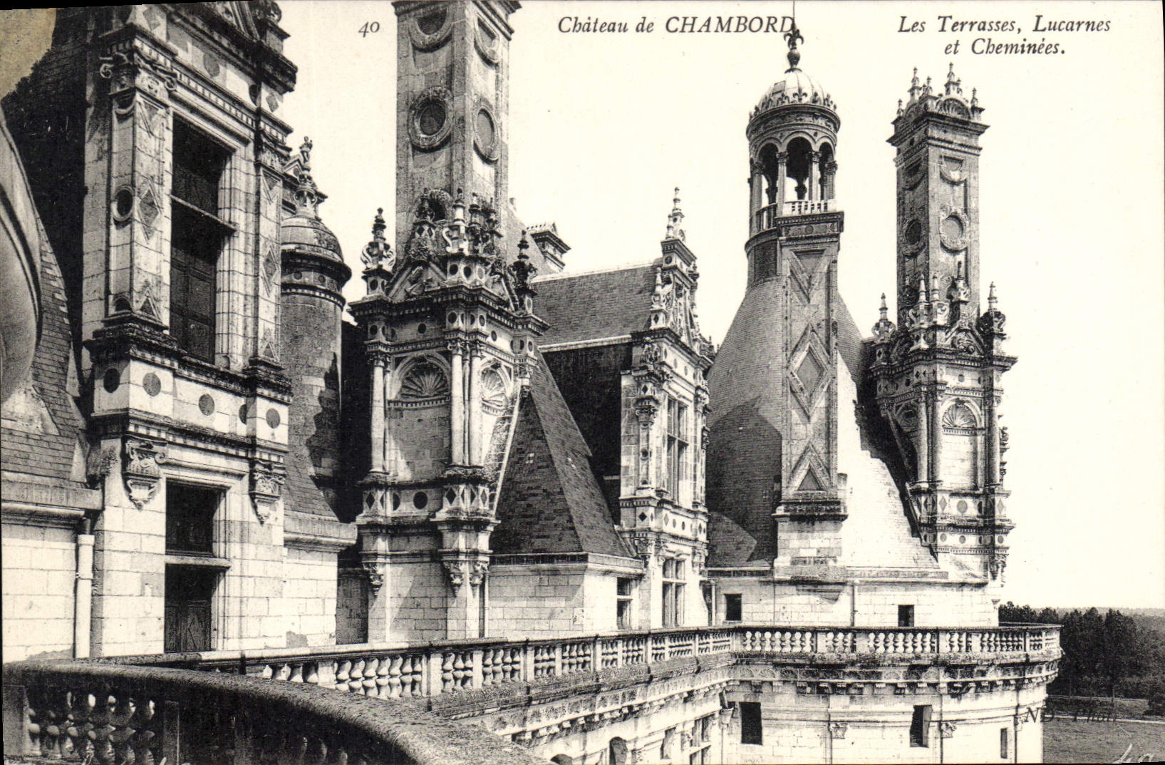 Schloss CHAMBORD — Die Terrassen, Luken und Schornsteine — n°40