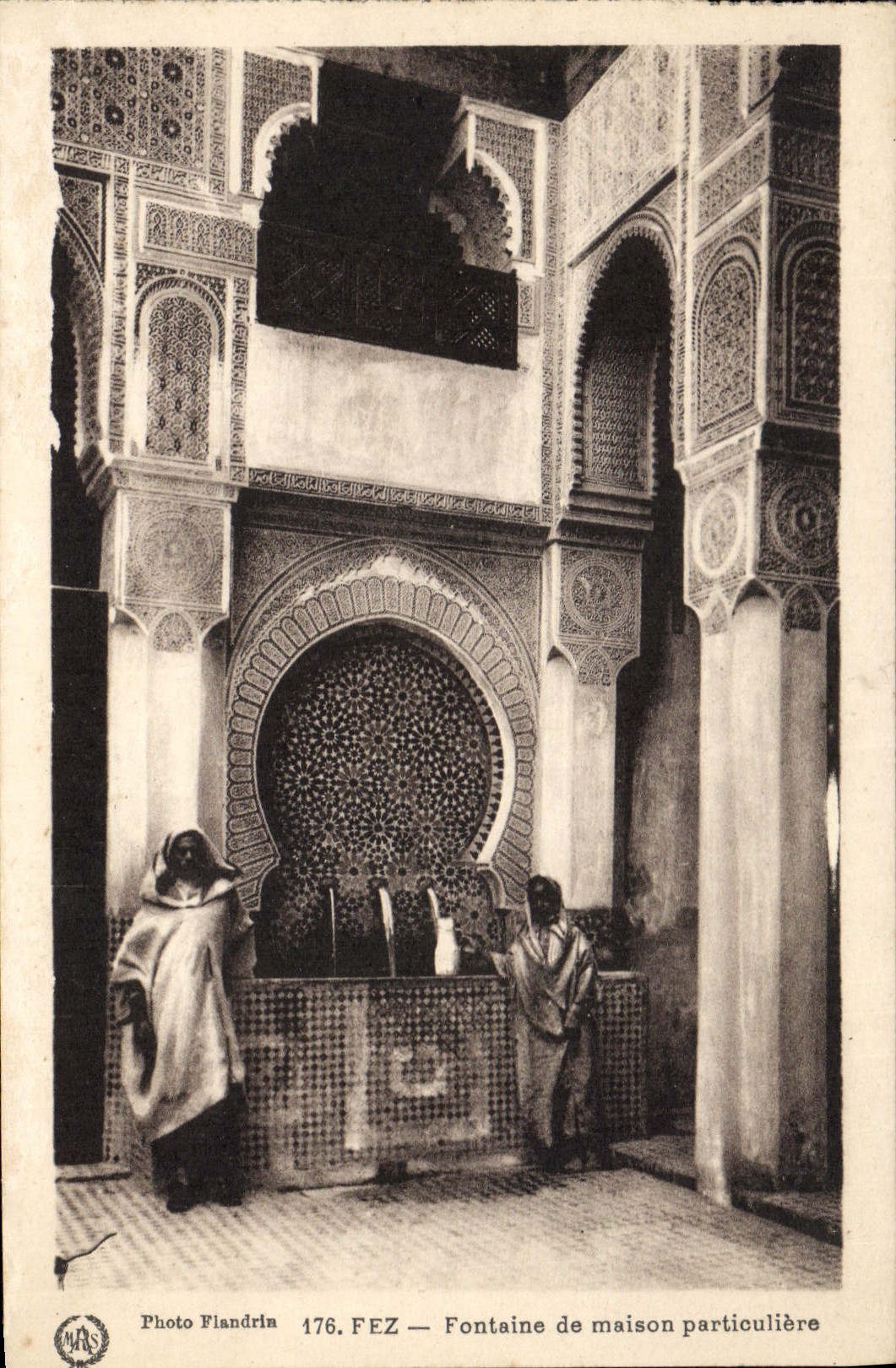 Fès — Fontaine einer Privatvilla — Foto Flandrin 176 - Vorderseite
