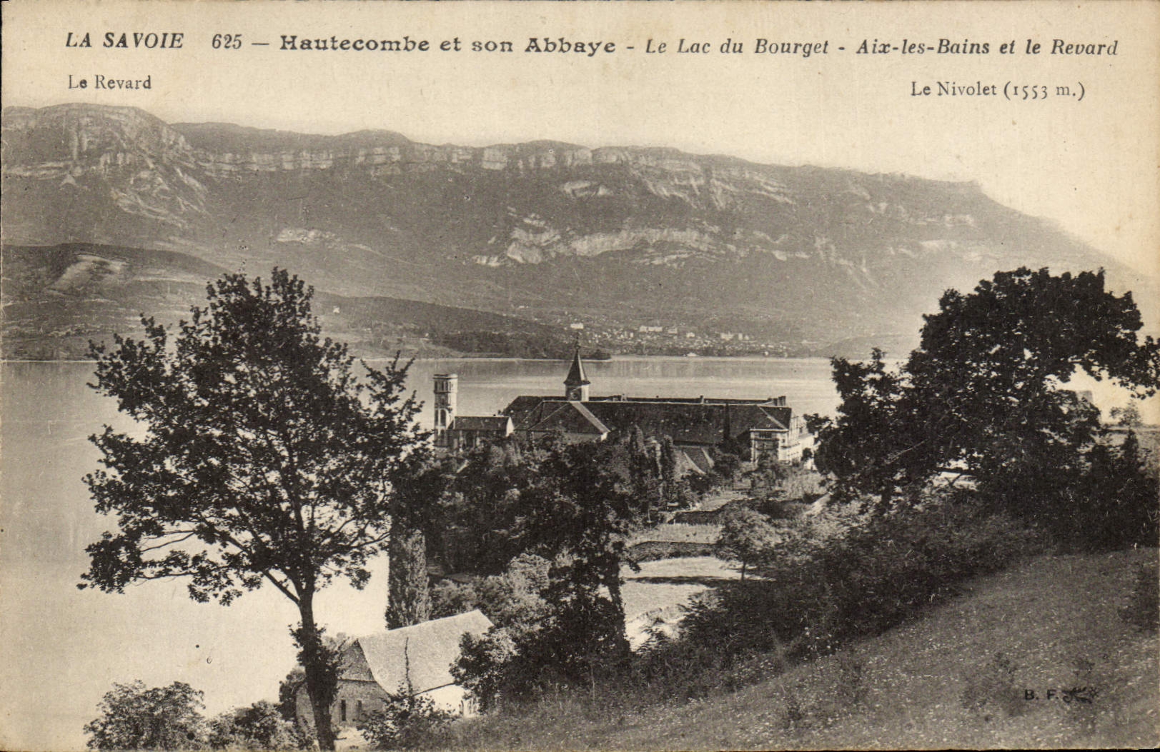 CPA La Savoie Hautecombe et son Abbaye Le Lac du Bourget Aix les Bains et le Revard 