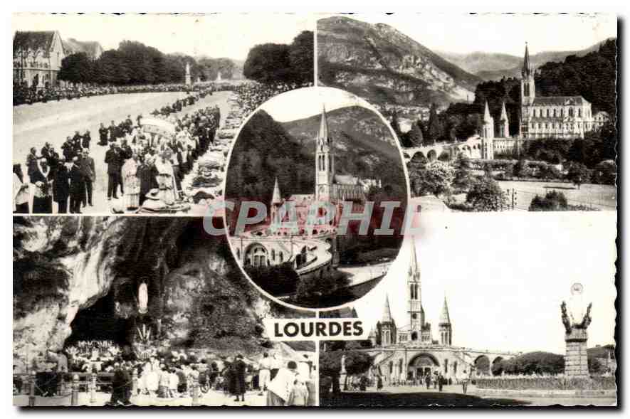CPA Lourdes Benediction des Malades La Basilique et la Grotte 