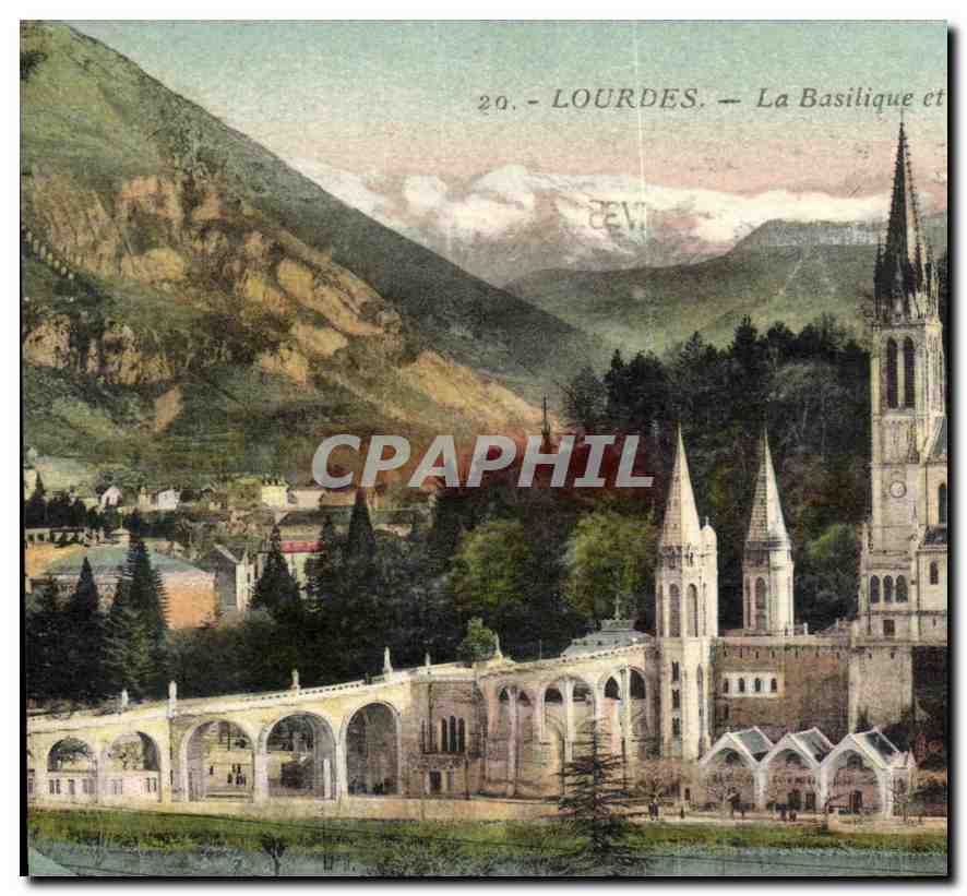 CPA Lourdes La Basilique 
