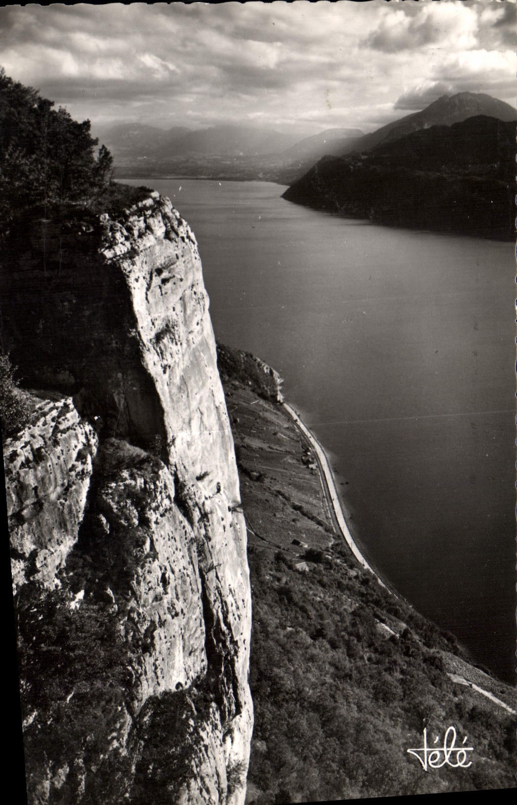 CPA Rocher a pic de la Chambotte Lac du Bourget 