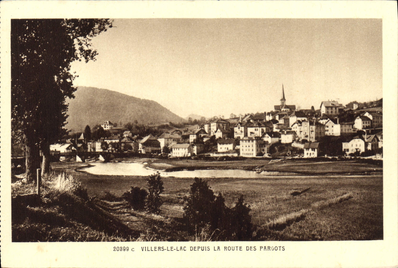 Villers-le-Lac depuis la route des Pargots — vue panoramique — éditeur Hôtel de France, Imp. Guillaume Propr., Saut du Doubs
