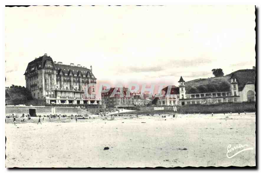 Granville (Manche) — Vue générale du Casino et des hôtels — Emma Richard