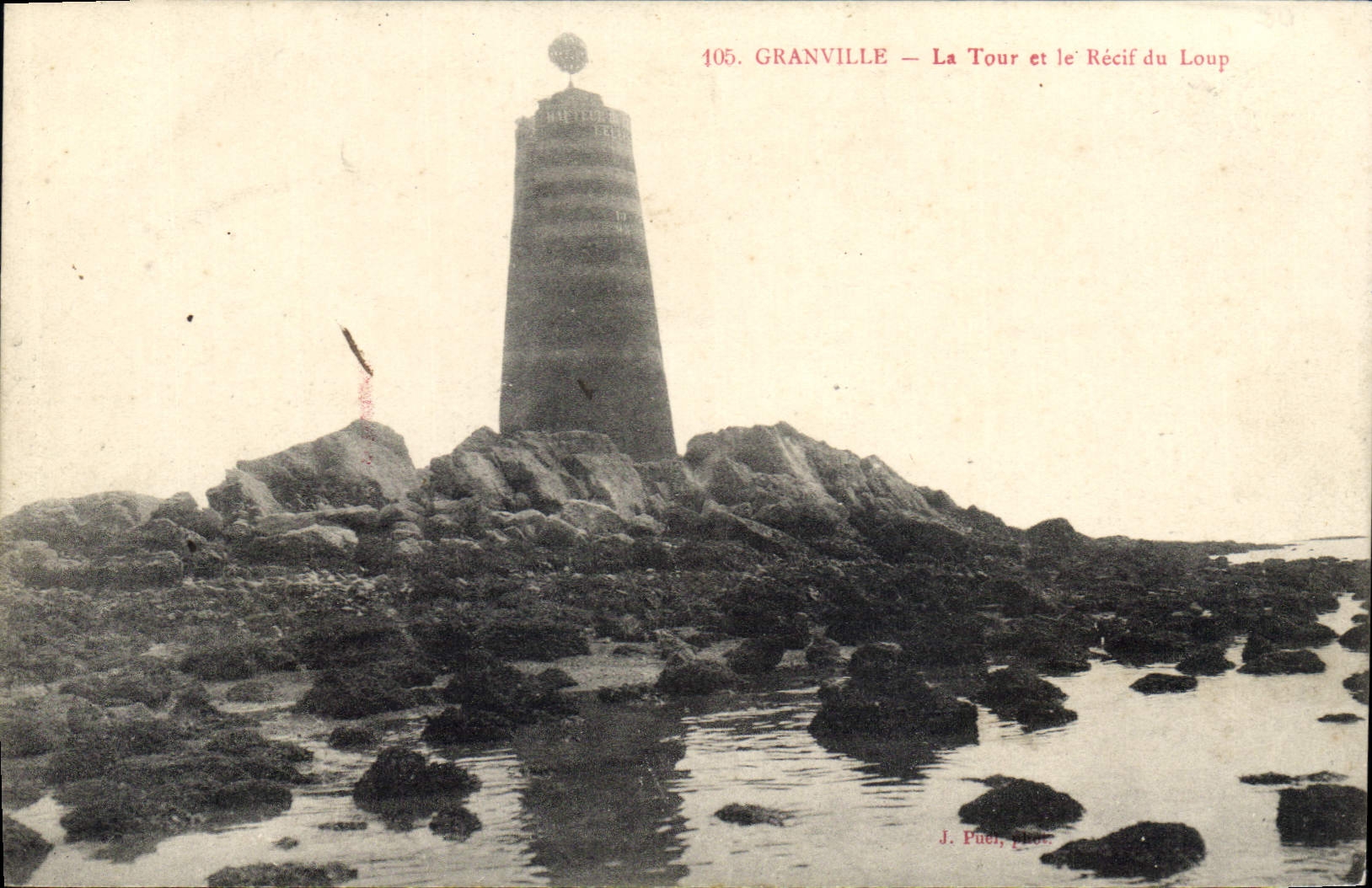Granville — La Tour et le Récif du Loup — J. Puel, phot.