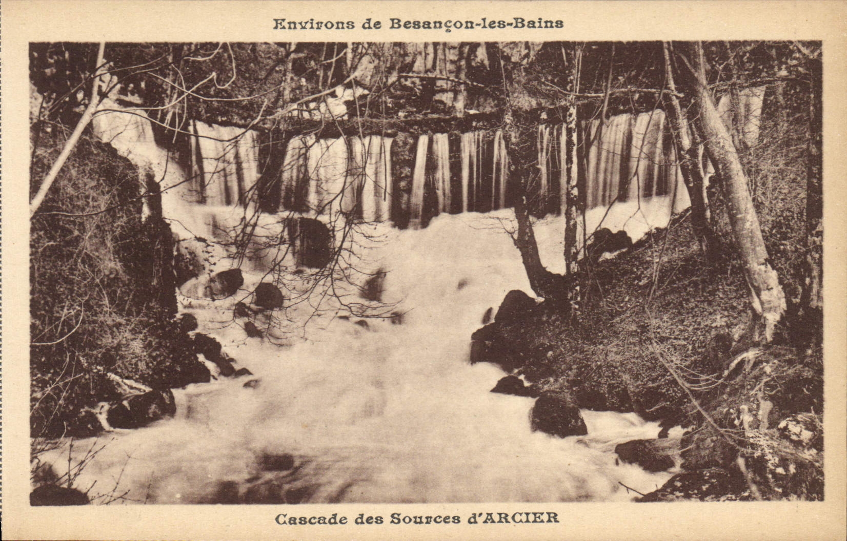 CPA Environs de Besancon les Bains Cascade des Sources d'Arcier 