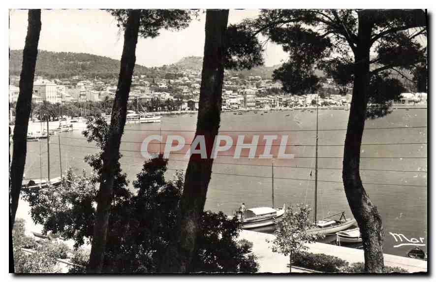 CPA La Cote d'Azur Bandol Vue generale 