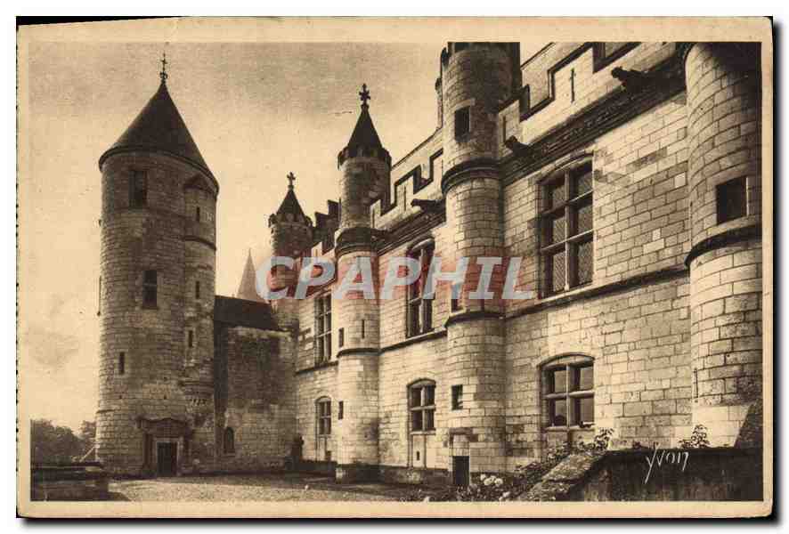 CPA Chateaux de la Loire Chateau de Loches Facade Orientale 
