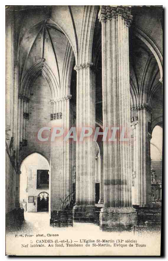 CPA Candes L'Eglise St Martin Nef laterale Au fond Tombeau de St Martin Eveque de Tours 