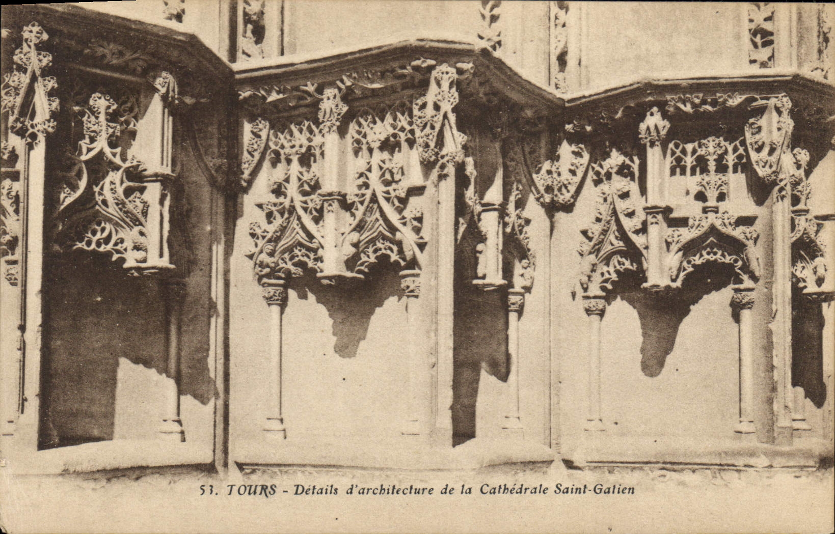 CPA Tours Details d'architecture de la Cathedrale Saint Gatien 