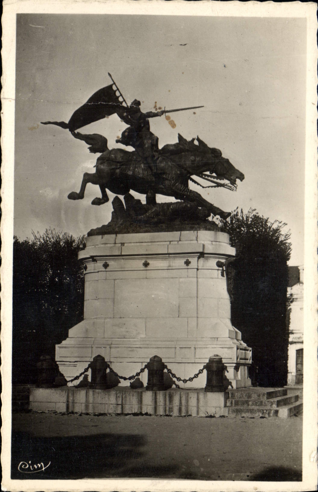 Chinon (Indre-et-Loire) — Statue de Jeanne d'Arc par Jules Roulleau — éditeur Cim