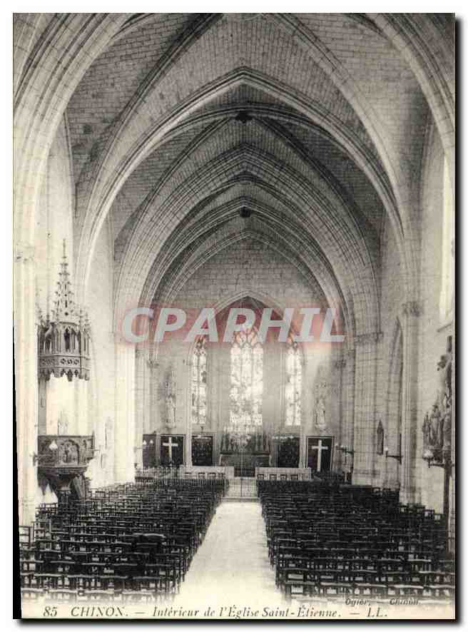 CPA Chinon Interieur de l'Eglise Saint Etienne 