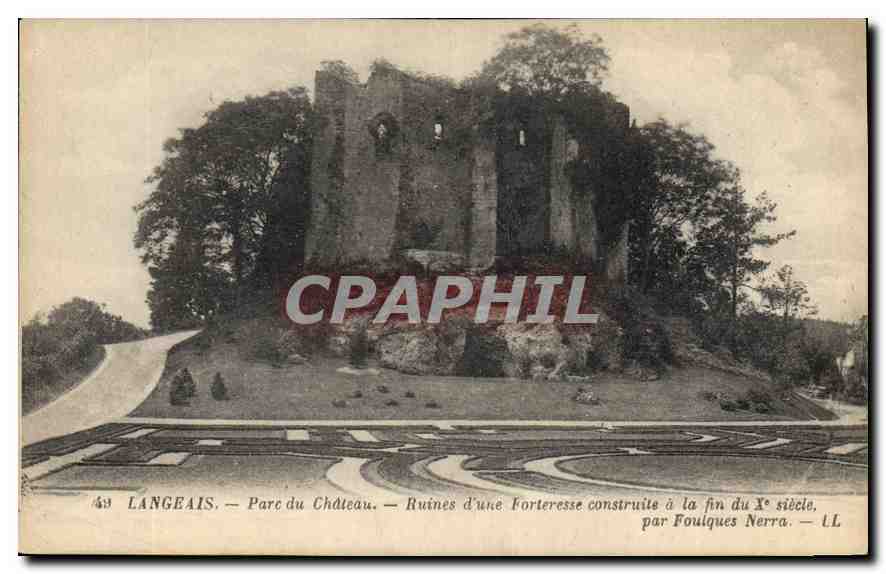 CPA Langeais Parc du Chateau Ruines d'une Fortresse construite a la fin X siecle 