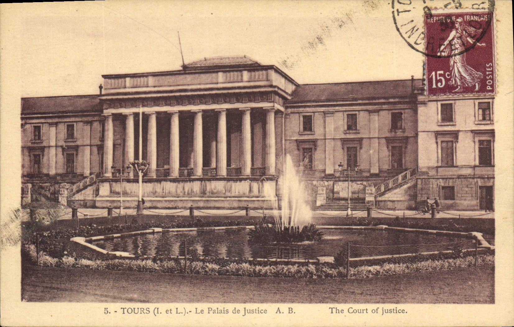 CPA Tours Le Palais de Justice 