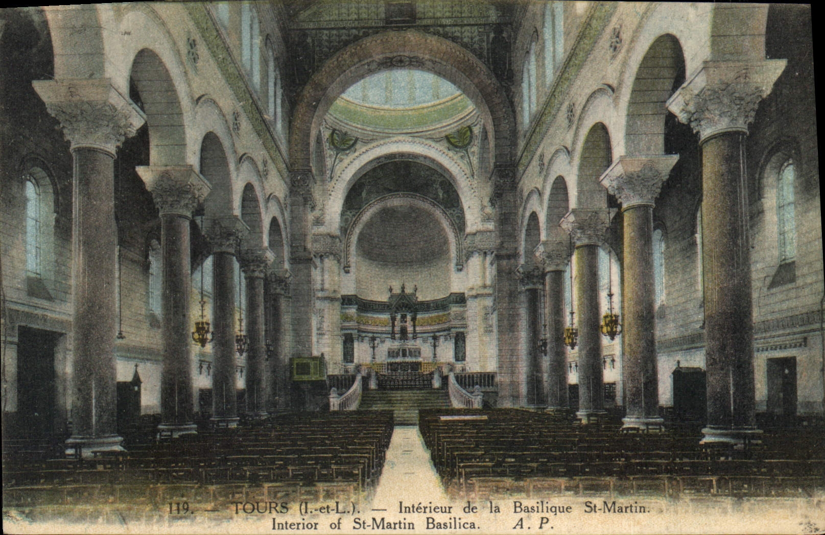 CPA Tours Interieur de la Basilique St Martin 