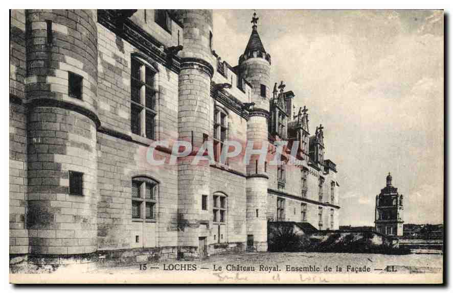 CPA Loches Le Chateau Royal Ensemble de la Facade 