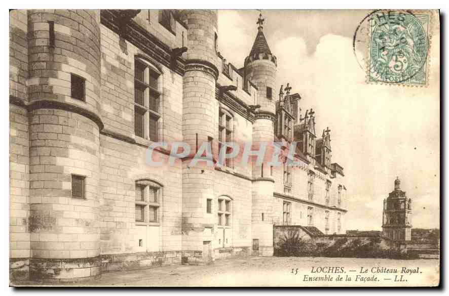 CPA Loches Le Chateau Royal Ensemble de la Facade 