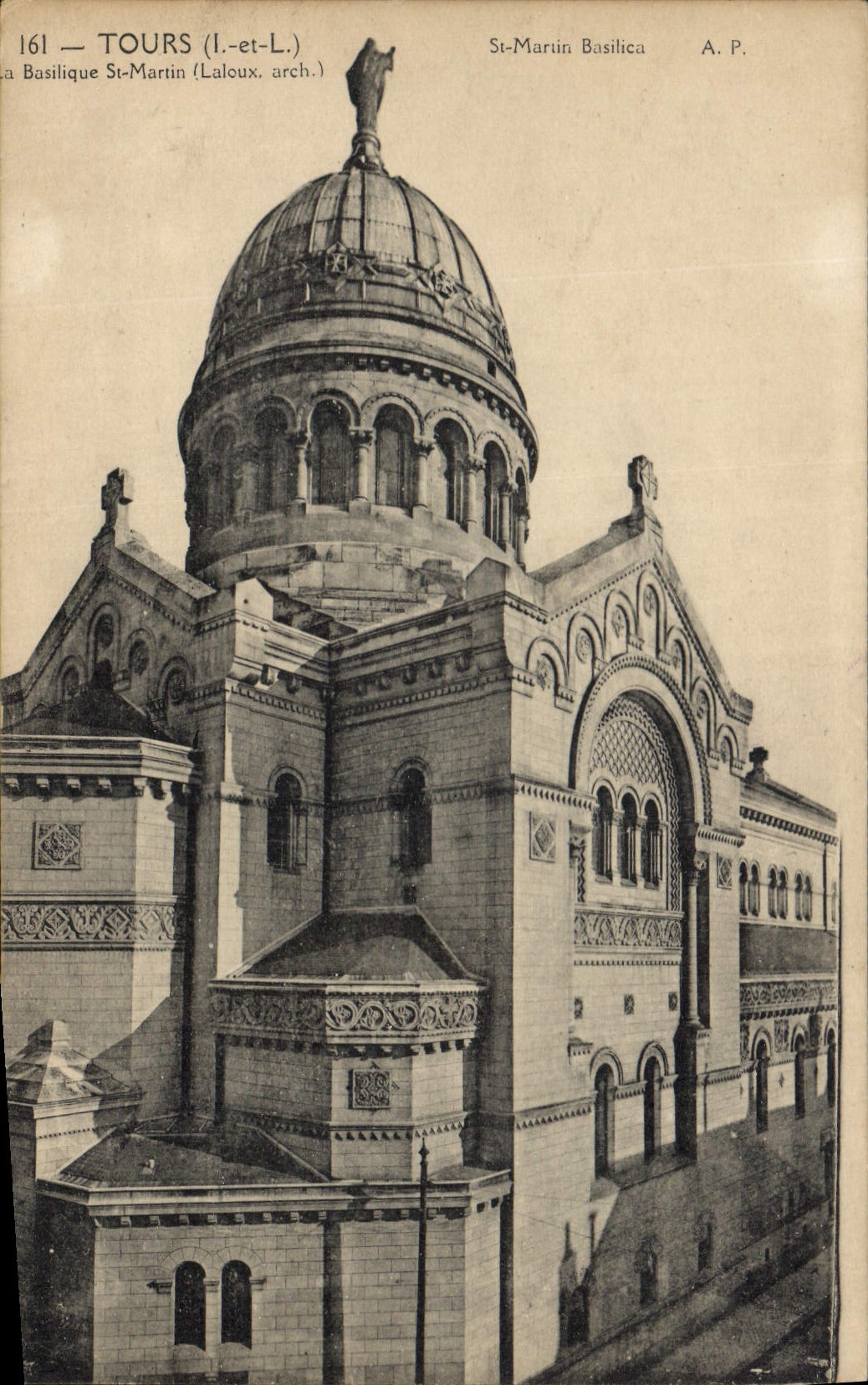 CPA Tours L et L La Basilique St Martin Laloux arch 