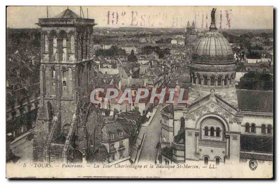 CPA Tours Panorama La Tour Charlemagne et la Basilique St Martin 