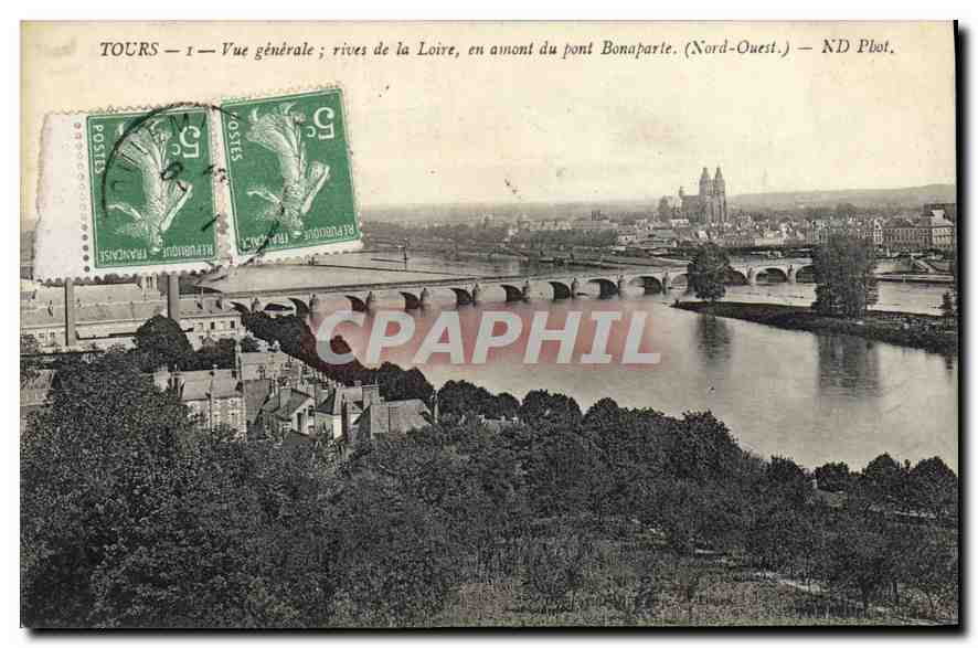 CPA Tours Vue generale rives de la Loire en amont du pont Bonaparte Nord Ouest 