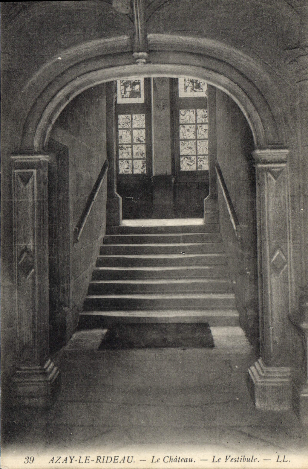 CPA Azay le Rideau Le Chateau Le Vestibule 