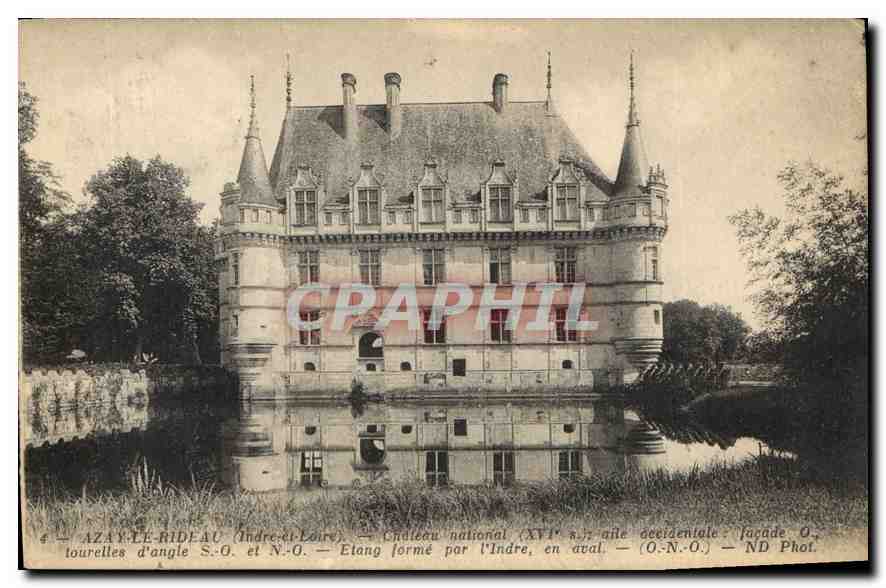 CPA Azay le Rideau Indre et Loire Chateau Nationale XVI siecle aile accidentale facade tourelles d'a