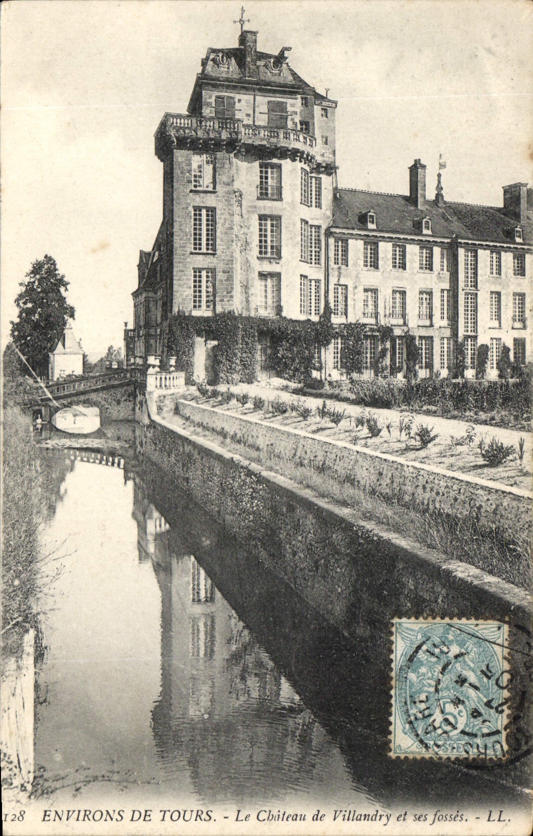 CPA Environs de Tours le Chateau de Villandry et ses fosses 