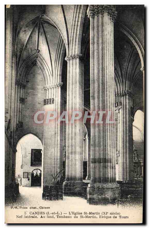 CPA Candes I et L l'eglise St Martin XI siecle Nef Laterale au fond Tombeau de St Martin Eveque de T