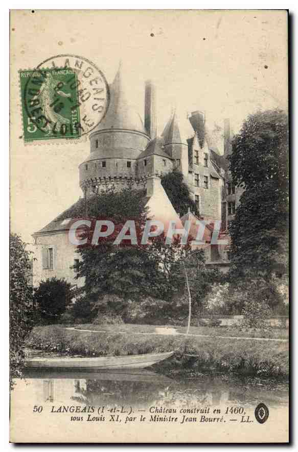 CPA Langeais I et L Chateau construit en 1460 sous Louis XI par le Ministre Jean Bourre 