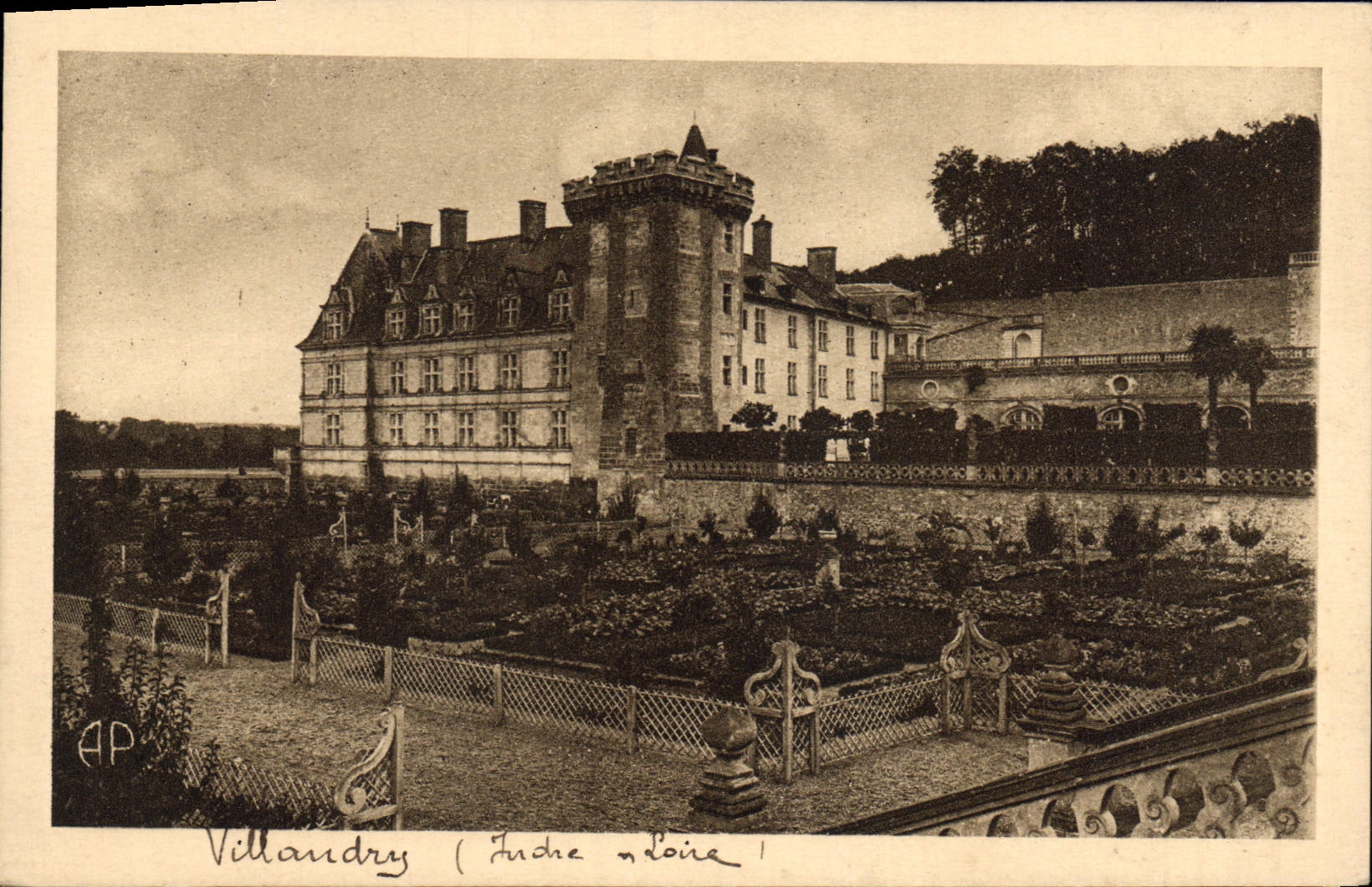 CPA Villandry I et L le Chateau et les Jardins 