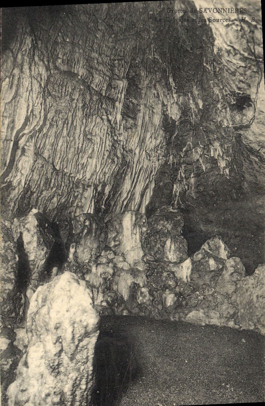 CPA Grottes de Savonnieres 