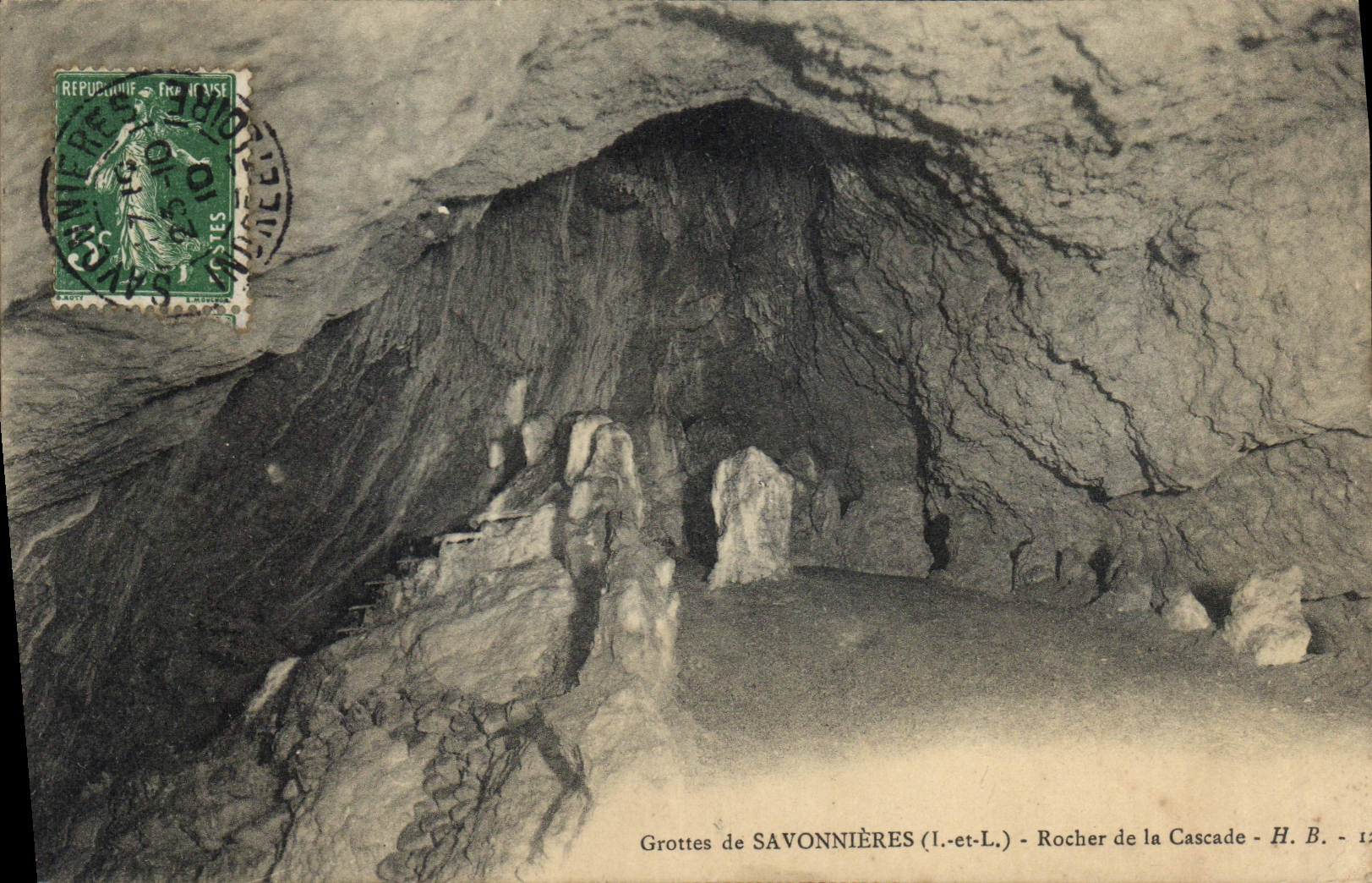 CPA Grottes de Savonnieres I et L Rocher de la Cascade 