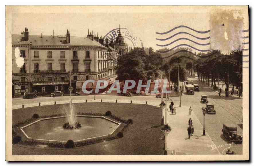CPA Tours I et L la Place Jean Jaures et l'Avenue de Grammont 